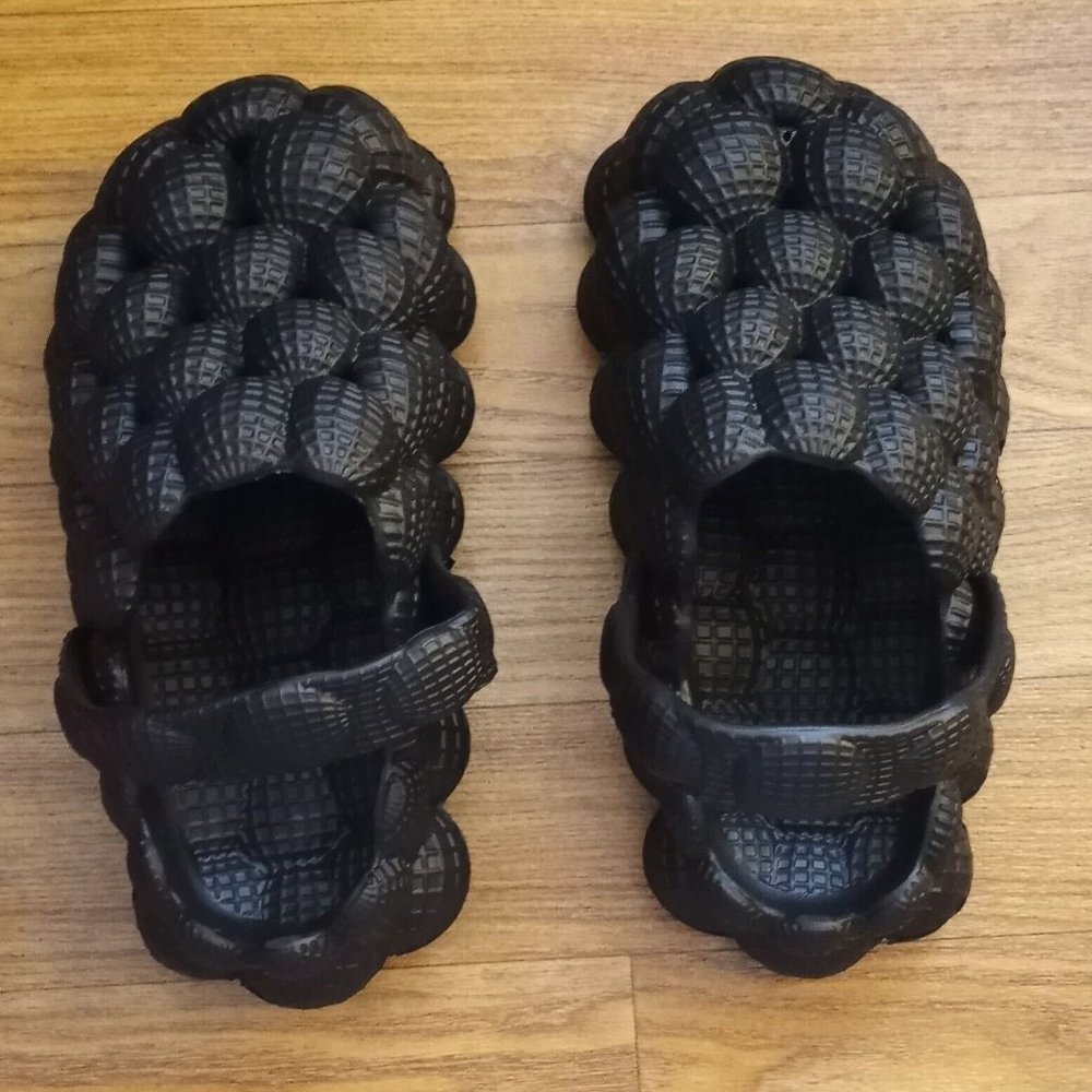 BLACK Bubble Slingback Slides Massage Slippers Beach shoes